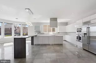 6600 Reserves Hill Ct, Annandale, VA 22003 - Photo 11