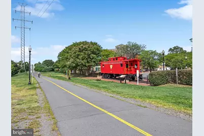 408 Woodgrove Court, Herndon, VA 20170 - Photo 9