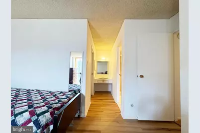 6800 Fleetwood Road #818, McLean, VA 22101 - Photo 15
