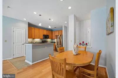 2665 Prosperity Avenue #109, Fairfax, VA 22031 - Photo 9