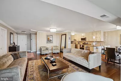 8350 Greensboro Drive #920, McLean, VA 22102 - Photo 5