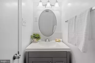 7815 Snead Ln, Falls Church, VA 22043 - Photo 11