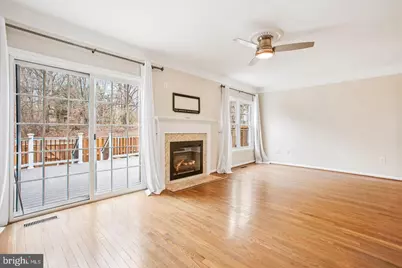 7728 Hickory Glen Way, Springfield, VA 22153 - Photo 15