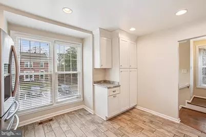 7728 Hickory Glen Way, Springfield, VA 22153 - Photo 9