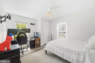 7216 Tod St, Falls Church, VA 22046 - Photo 13