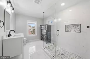 7216 Tod St, Falls Church, VA 22046 - Photo 11