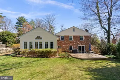 2418 Lancaster Court, Falls Church, VA 22043 - Photo 3