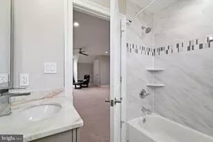 2525 Flint Hill Rd, Vienna, VA 22181 - Photo 51