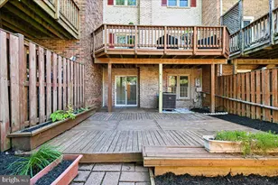 2742 Carter Farm Ct, Alexandria, VA 22306 - Photo 27