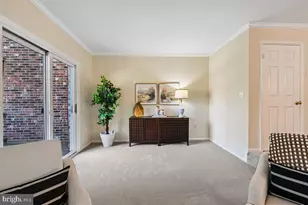 2742 Carter Farm Ct, Alexandria, VA 22306 - Photo 7