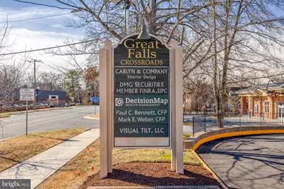 746 Walker Road #26, Great Falls, VA 22066 - Photo 51