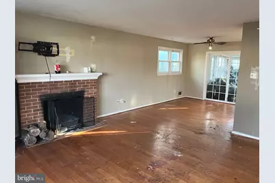 14717 Lock Drive, Centreville, VA 20120 - Photo 5