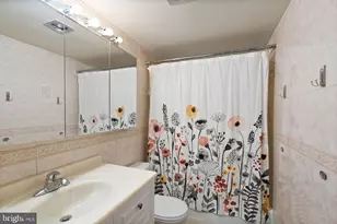 7661 Provincial Dr, McLean, VA 22102 - Photo 23