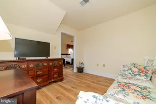 10805 Piney Pond Dr, Great Falls, VA 22066 - Photo 49