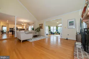 10805 Piney Pond Dr, Great Falls, VA 22066 - Photo 31