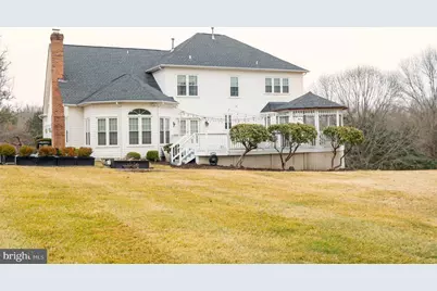 10805 Piney Pond Drive, Great Falls, VA 22066 - Photo 3