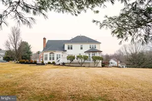 10805 Piney Pond Dr, Great Falls, VA 22066 - Photo 101