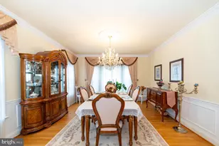 10805 Piney Pond Dr, Great Falls, VA 22066 - Photo 13