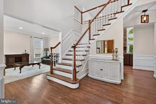 8704 Margaret Ln, Annandale, VA 22003 - Photo 5