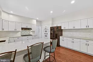 8704 Margaret Ln, Annandale, VA 22003 - Photo 13