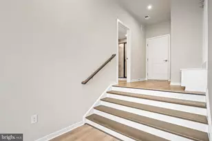 6232 Folly Ln, Alexandria, VA 22315 - Photo 7