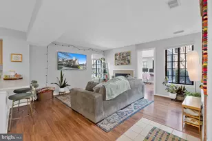 6011 Curtier Dr, Alexandria, VA 22310 - Photo 3