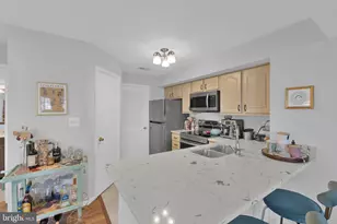 6011 Curtier Dr, Alexandria, VA 22310 - Photo 11