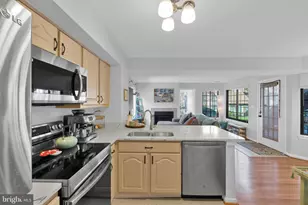 6011 Curtier Dr, Alexandria, VA 22310 - Photo 13