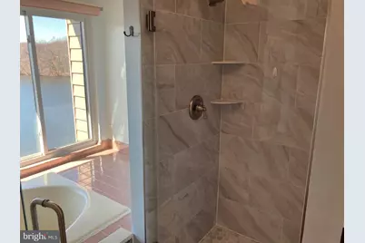 11152 Harbor Court, Reston, VA 20191 - Photo 5