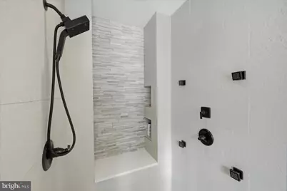 802 Cottage Street SW, Vienna, VA 22180 - Photo 65