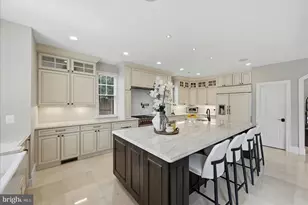 802 Cottage St SW, Vienna, VA 22180 - Photo 27