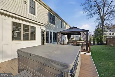 802 Cottage Street SW, Vienna, VA 22180 - Photo 27