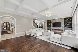 802 Cottage St SW, Vienna, VA 22180 - Photo 17