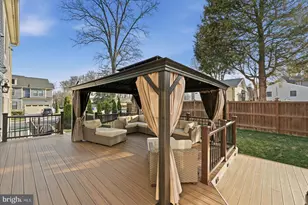 802 Cottage St SW, Vienna, VA 22180 - Photo 25