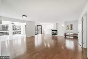 2118 Owls Cove Ln, Reston, VA 20191 - Photo 9