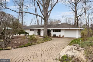 6124 Beachway Dr, Falls Church, VA 22041 - Photo 3