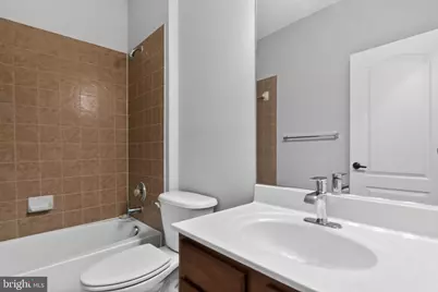 4633 Carisbrooke Lane, Fairfax, VA 22030 - Photo 15