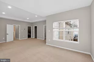4633 Carisbrooke Ln, Fairfax, VA 22030 - Photo 13