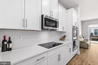 2433 Liberty Loop, Herndon, VA 20171 - Photo 7