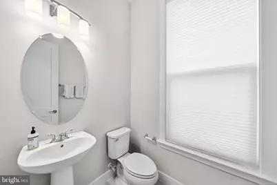 2433 Liberty Loop, Herndon, VA 20171 - Photo 11