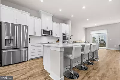 2433 Liberty Loop, Herndon, VA 20171 - Photo 5