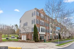 4608 Battenburg Ln, Fairfax, VA 22030 - Photo 3