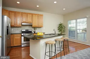 1266 Vintage Pl, Reston, VA 20194 - Photo 7