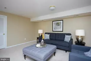1266 Vintage Pl, Reston, VA 20194 - Photo 21