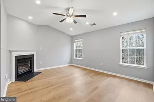 7730 Shadowcreek Terrace, Springfield, VA 22153 - Photo 23