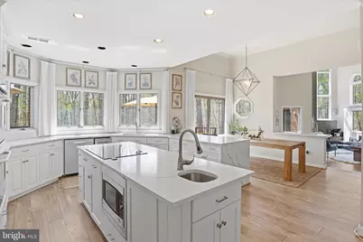 12709 Mill Glen Court, Clifton, VA 20124 - Photo 11