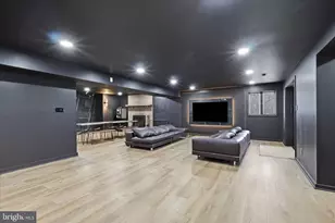 12709 Mill Glen Ct, Clifton, VA 20124 - Photo 9