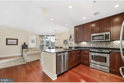 8220 Crestwood Heights Drive #419, McLean, VA 22102 - Photo 1
