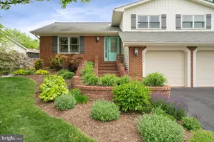 3204 Allness Ln, Herndon, VA 20171 - Photo 3