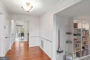 11670 Gilman Ln, Herndon, VA 20170 - Photo 5